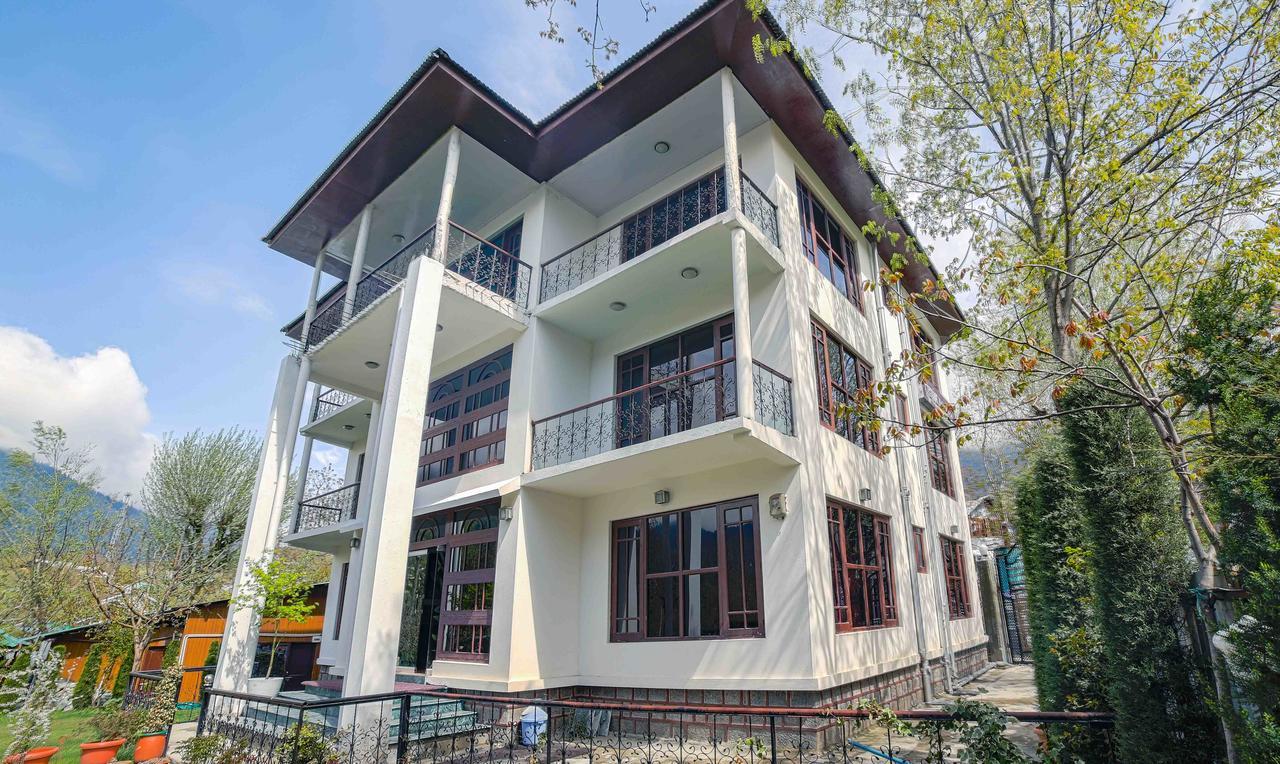Hotel Premier Pahalgām Exterior foto